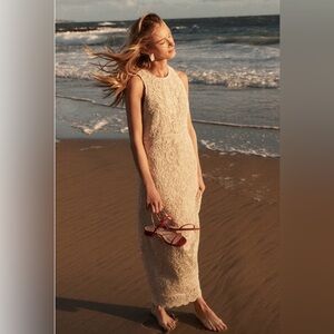 Tuckernuck Tan Lace Leilana Dress 💕💕